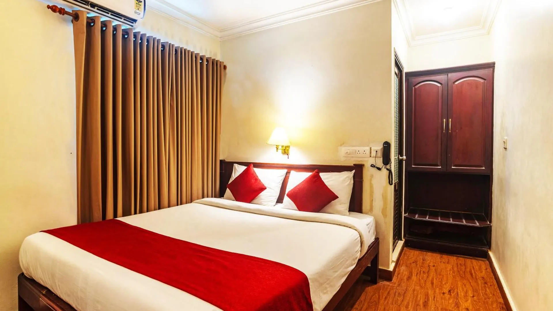 Hotel Archana Inn Kochi 3*,  India