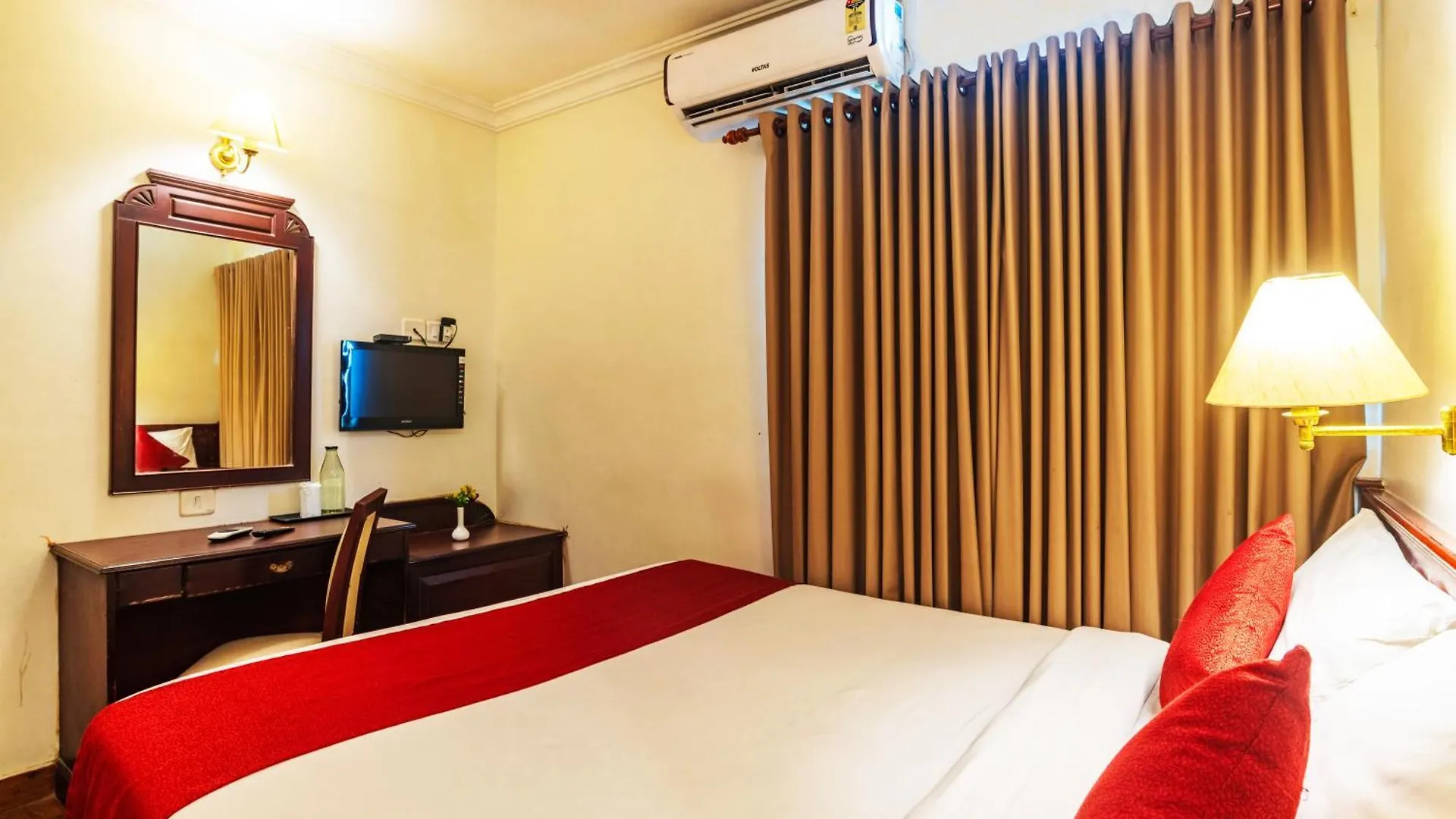 ***  Hotel Archana Inn Kochi India