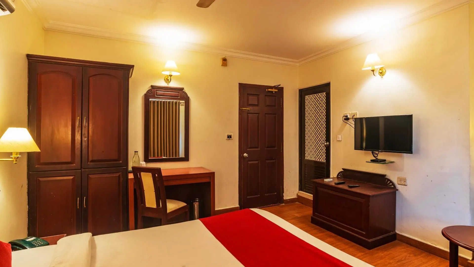 ***  Hotel Archana Inn Kochi India