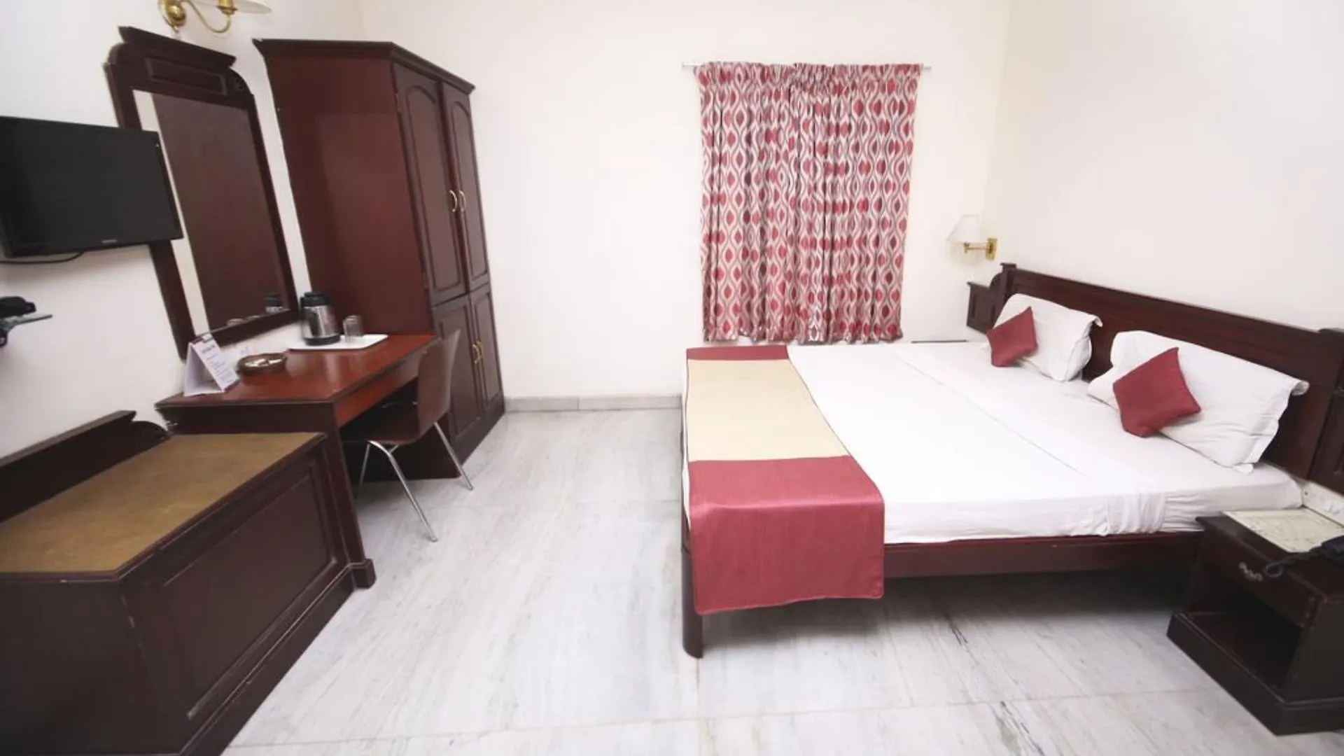 ***  Hotel Archana Inn Kochi India